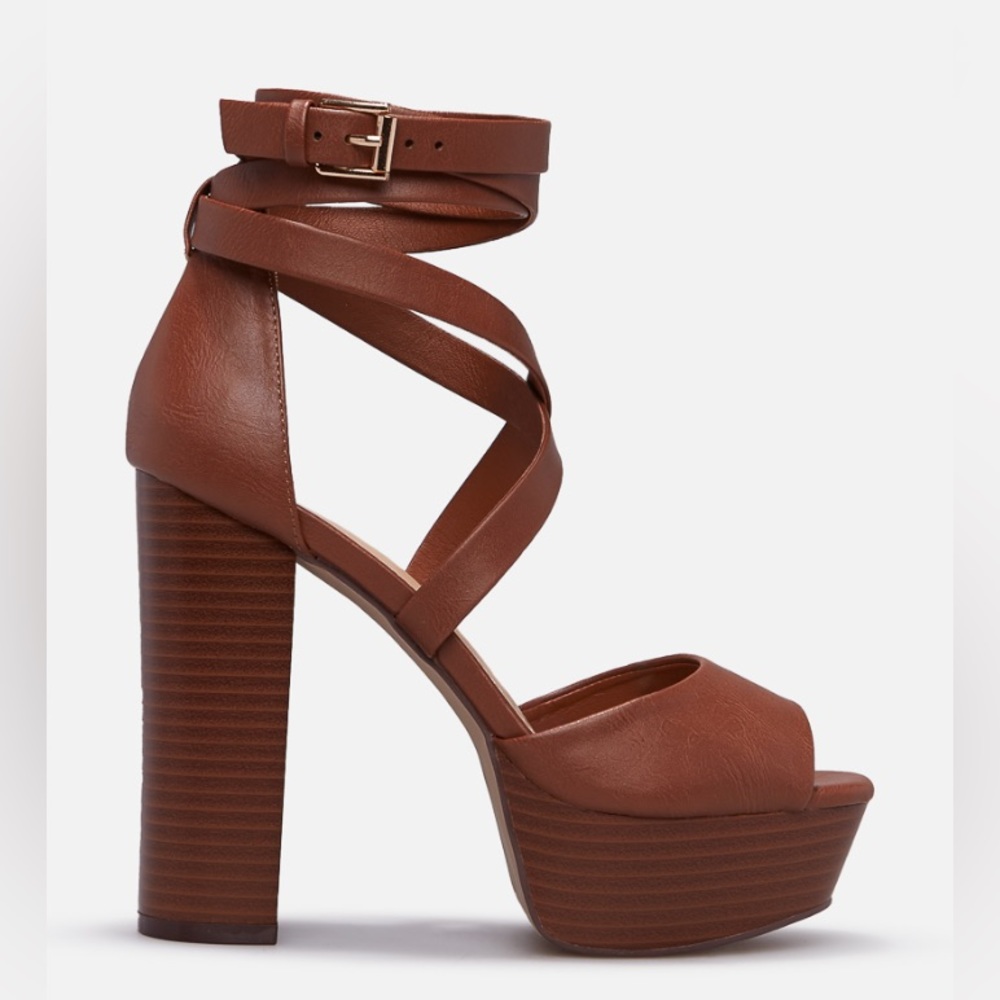 NIB Shoedazzle Roselinda Wraparound Strappy Sandal